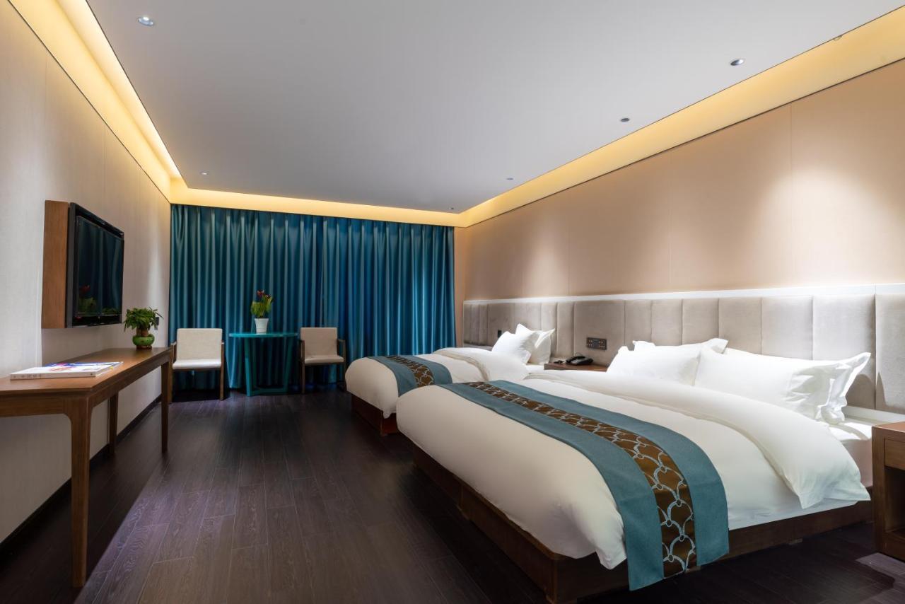 Beijing Tangfu Hotel - Located In The City Center Adjacent To The Subway Station Close To Nanluoguxiang Gulou Lama Temple Tiananmen Square Forbidden City Temple Of Heaven Providing Laundry Car Rental And Ticketing Services Bagian luar foto