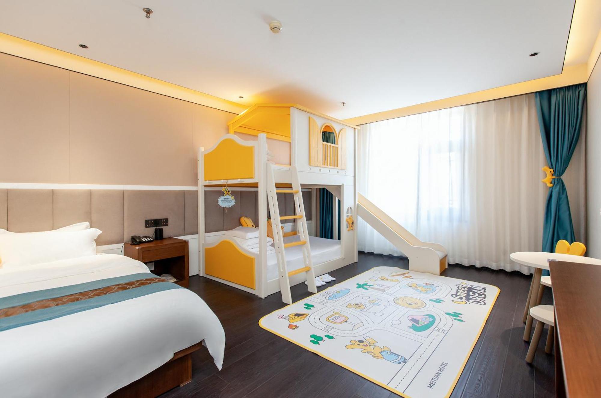 Beijing Tangfu Hotel - Located In The City Center Adjacent To The Subway Station Close To Nanluoguxiang Gulou Lama Temple Tiananmen Square Forbidden City Temple Of Heaven Providing Laundry Car Rental And Ticketing Services Bagian luar foto