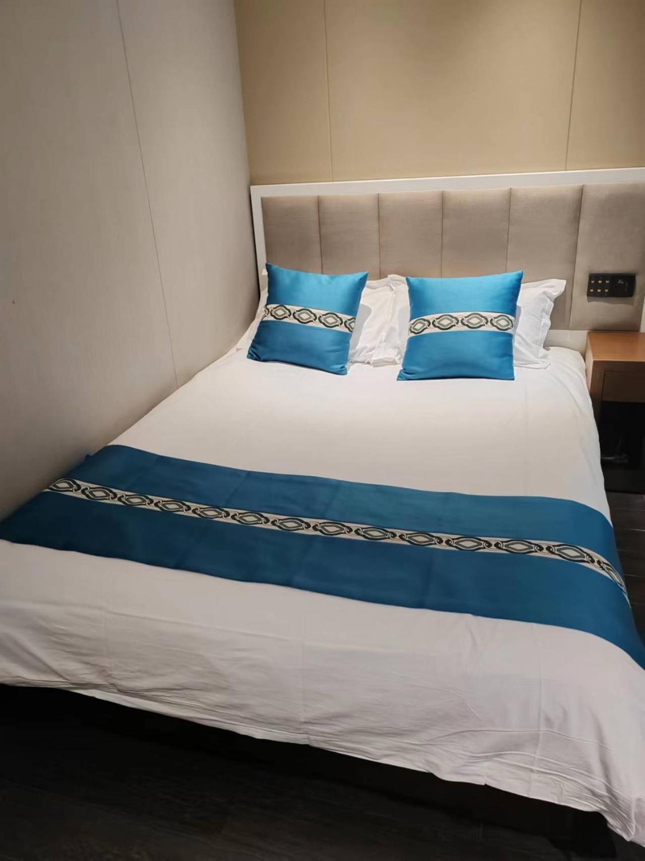 Beijing Tangfu Hotel - Located In The City Center Adjacent To The Subway Station Close To Nanluoguxiang Gulou Lama Temple Tiananmen Square Forbidden City Temple Of Heaven Providing Laundry Car Rental And Ticketing Services Bagian luar foto