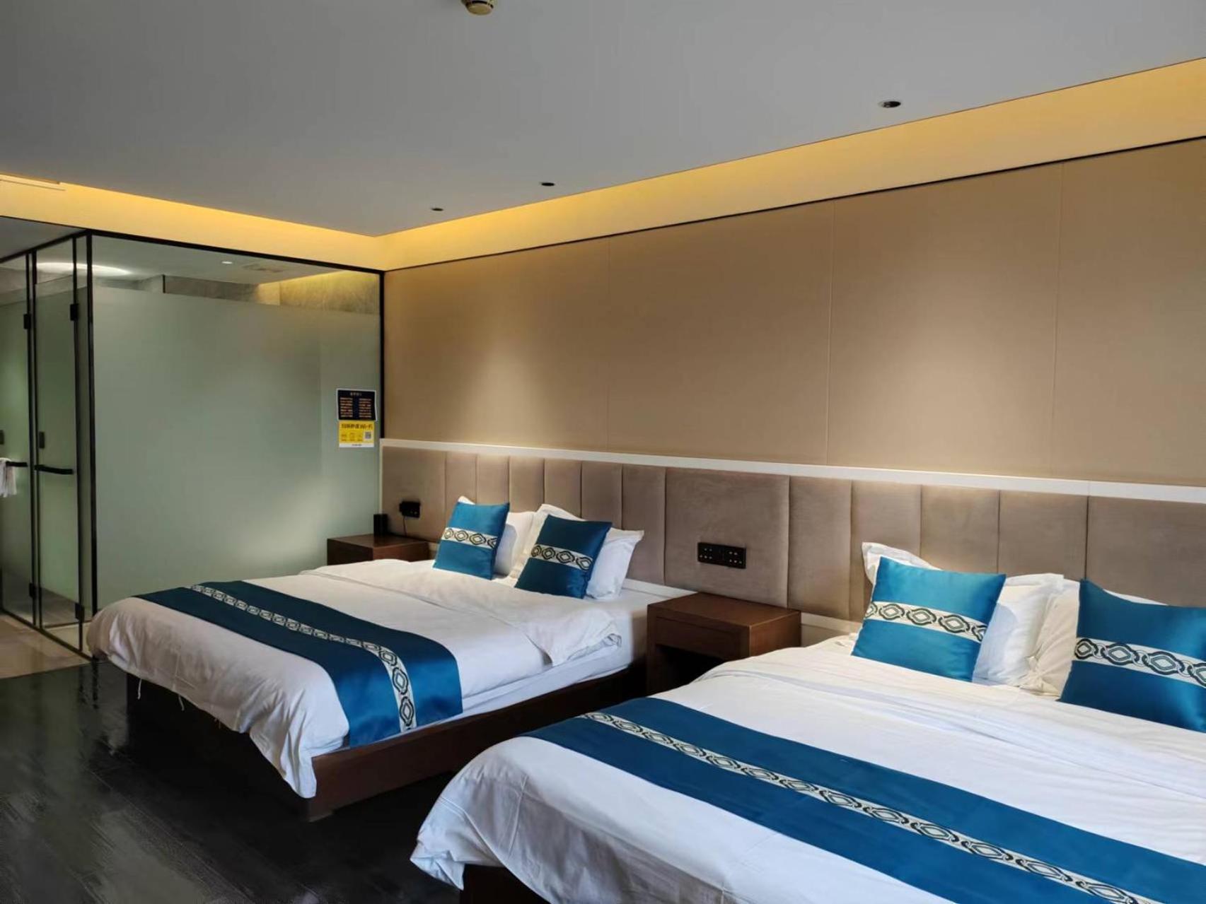 Beijing Tangfu Hotel - Located In The City Center Adjacent To The Subway Station Close To Nanluoguxiang Gulou Lama Temple Tiananmen Square Forbidden City Temple Of Heaven Providing Laundry Car Rental And Ticketing Services Bagian luar foto