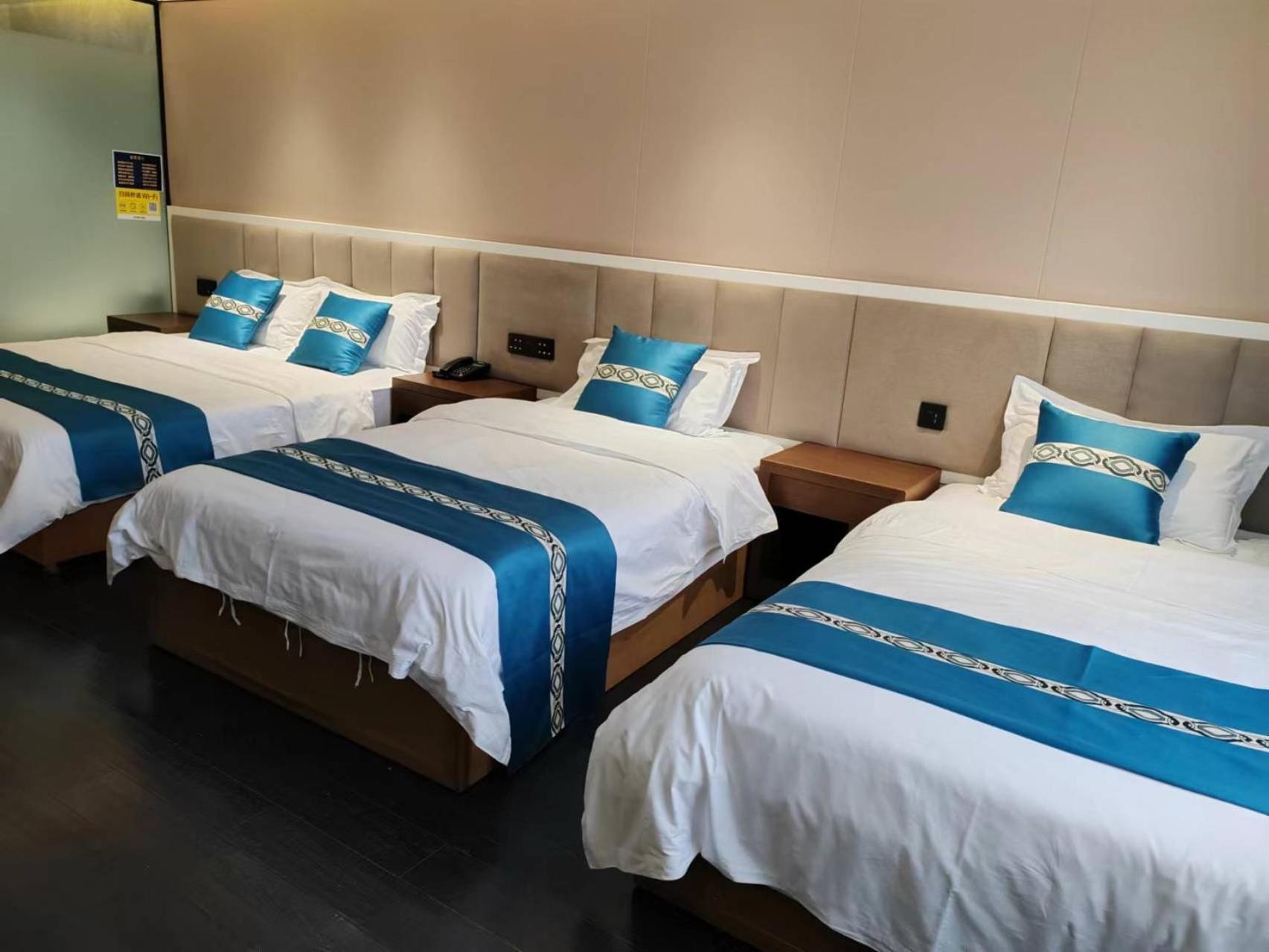Beijing Tangfu Hotel - Located In The City Center Adjacent To The Subway Station Close To Nanluoguxiang Gulou Lama Temple Tiananmen Square Forbidden City Temple Of Heaven Providing Laundry Car Rental And Ticketing Services Bagian luar foto